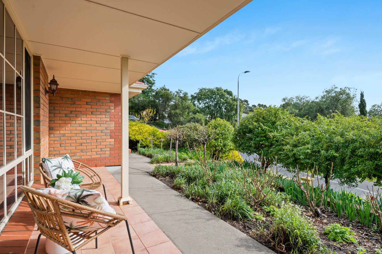 1 Dunalbyn Drive, Aberfoyle Park SA 5159, Image 1