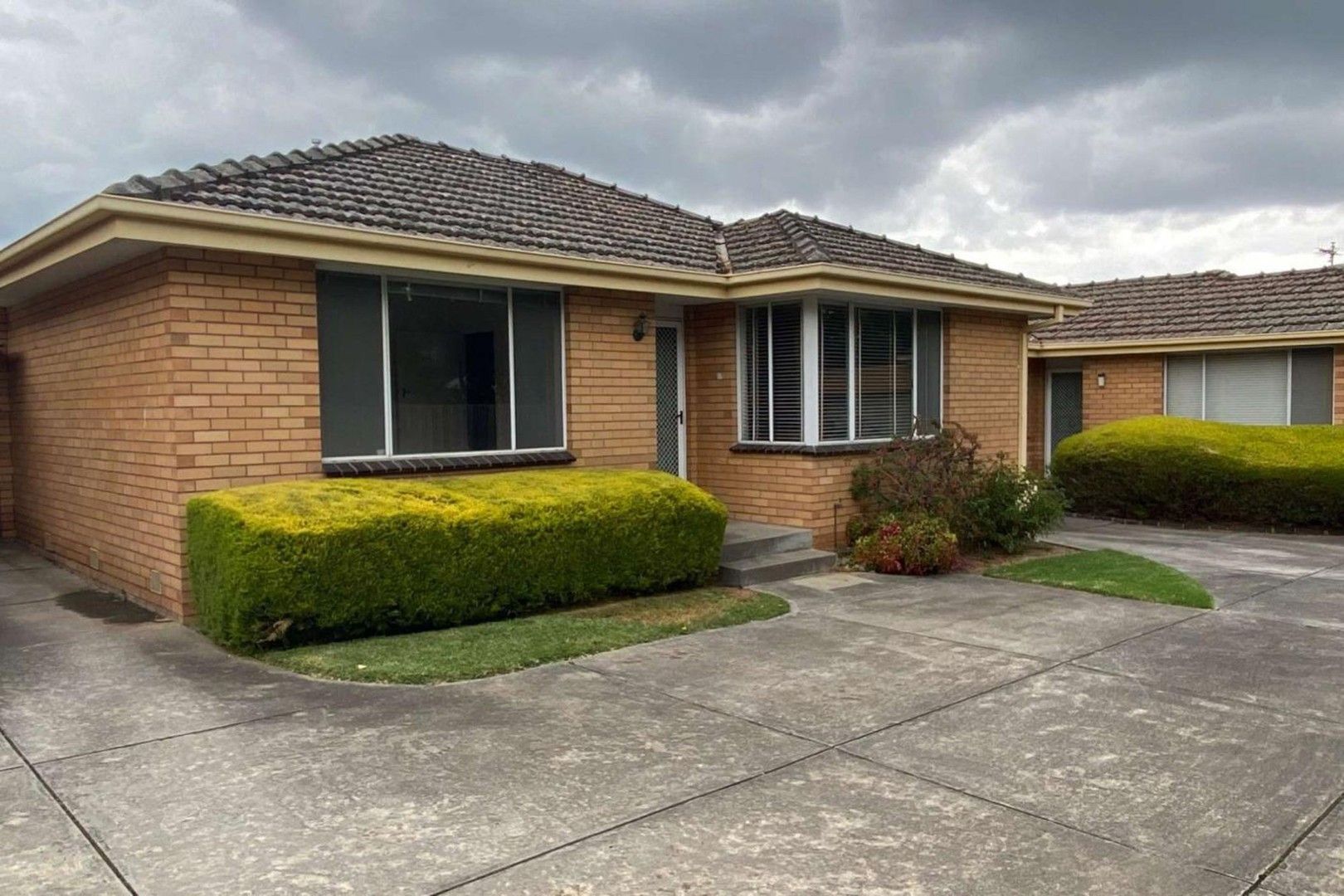 2 bedrooms Apartment / Unit / Flat in 2/37 Northcote Avenue BALWYN VIC, 3103