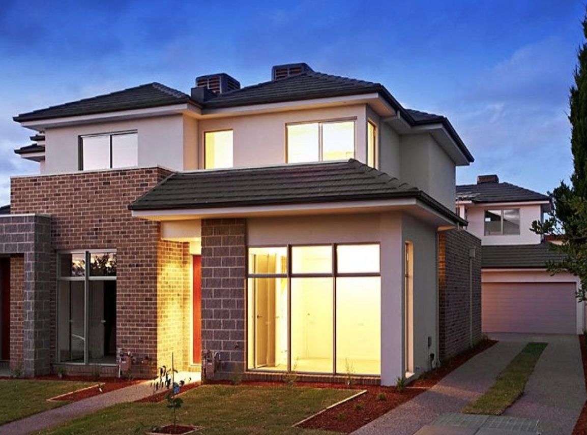 3 bedrooms Townhouse in 2/5 Clovis Street OAKLEIGH EAST VIC, 3166