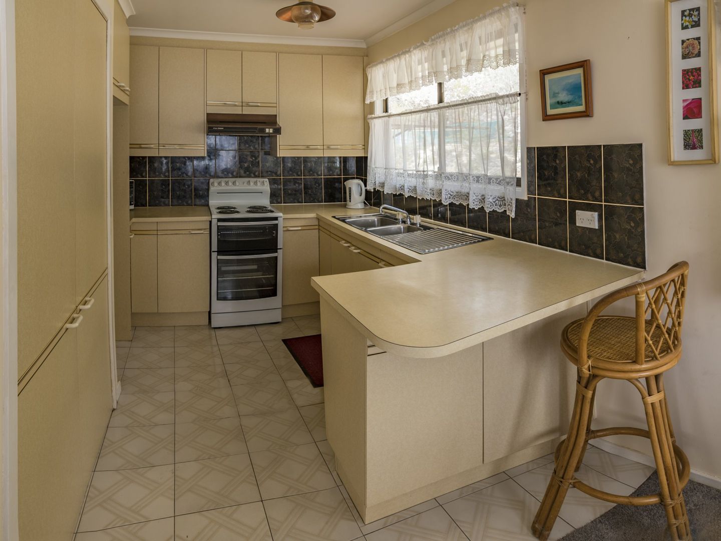 8 Wayfarer Avenue, Sussex Inlet NSW 2540, Image 1