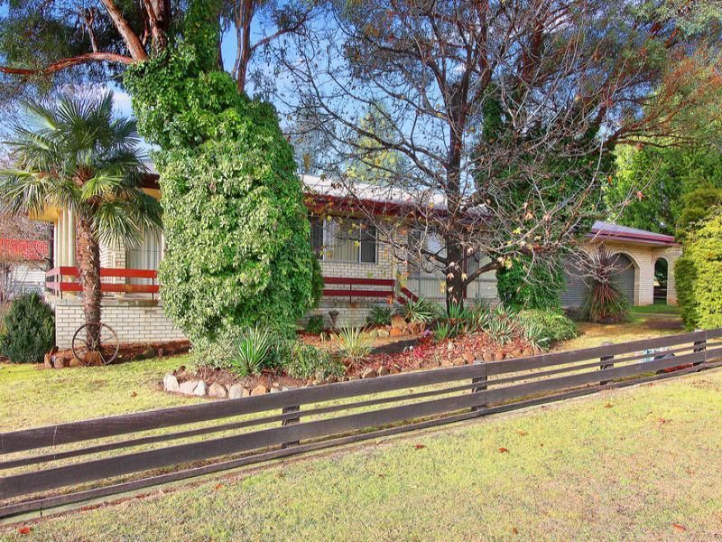 7 Salisbury Street, Uralla Property History & Address Research Domain