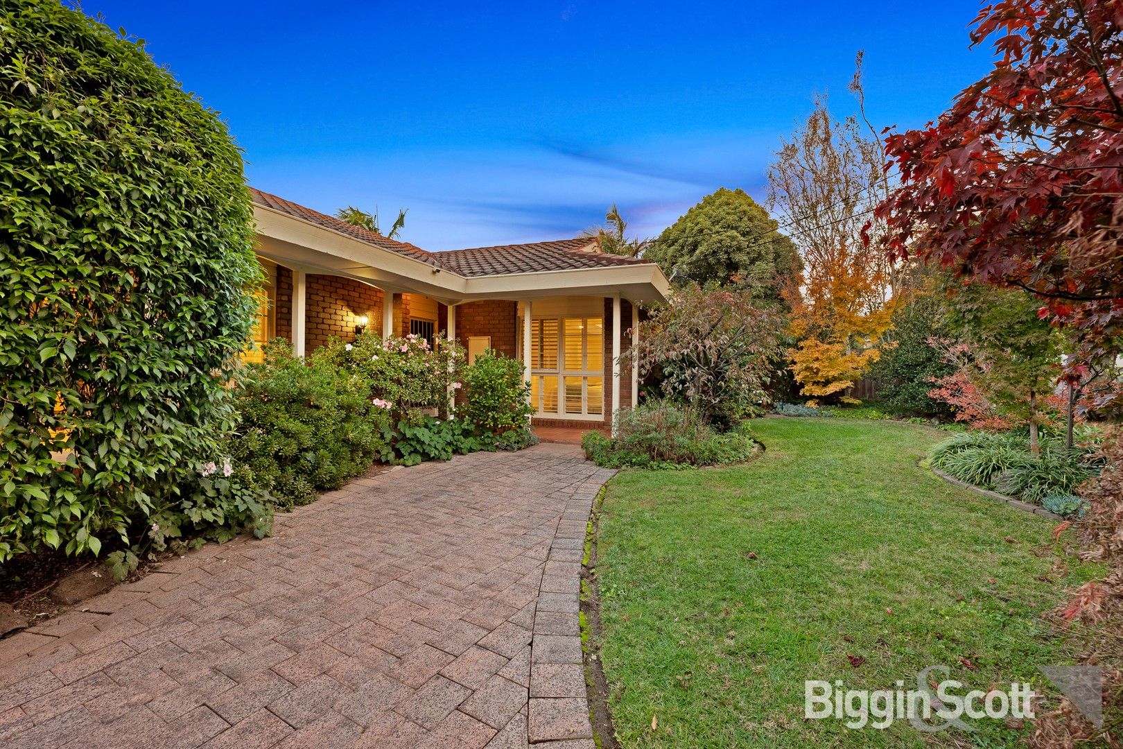 11 Colonial Drive, Vermont South VIC 3133, Image 0