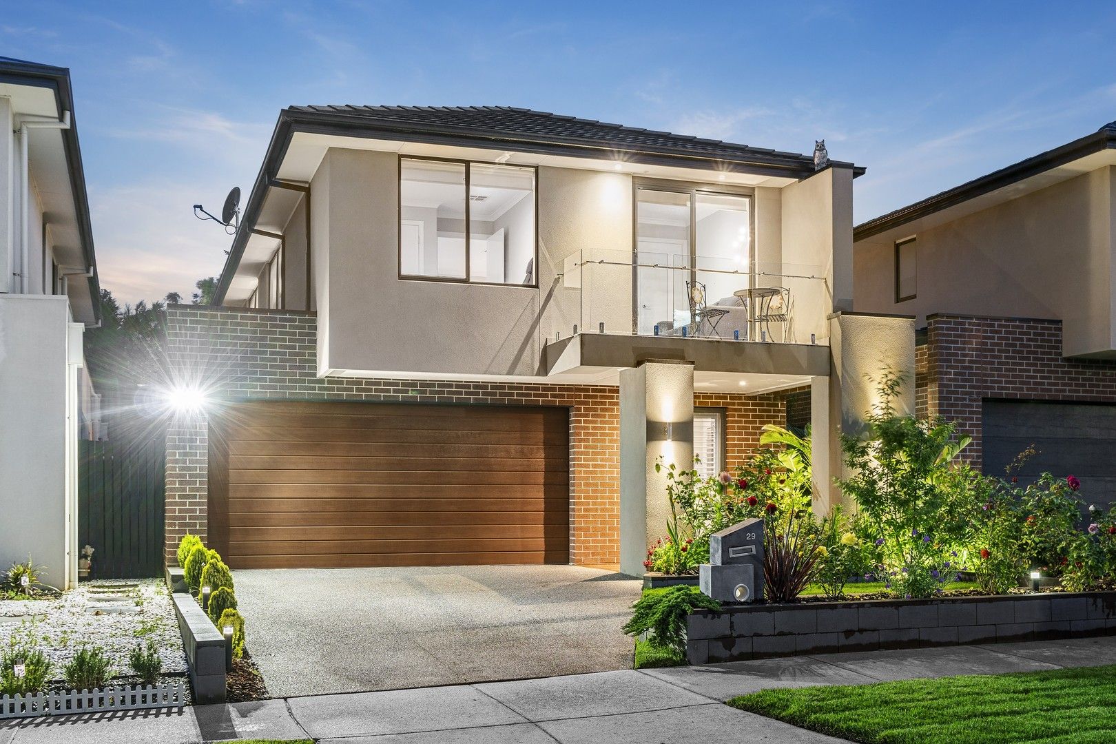 4 bedrooms House in 29 Eminence Way WANTIRNA SOUTH VIC, 3152