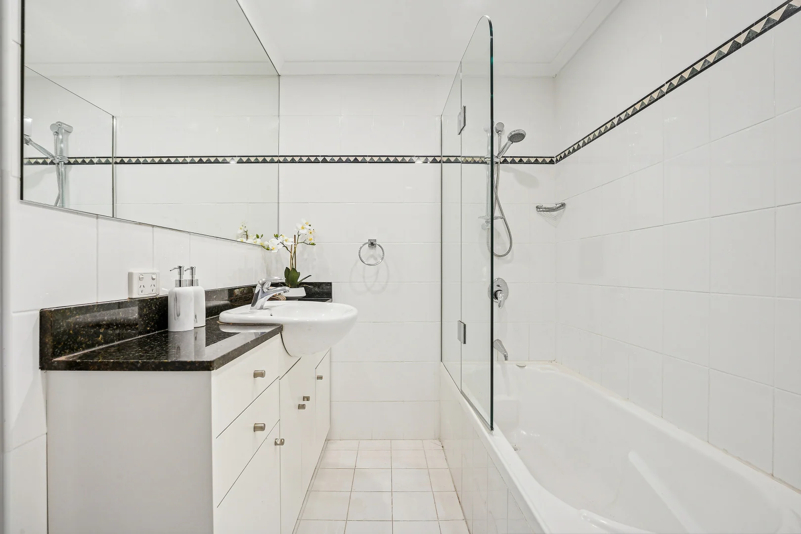 Additional image 7 of 2/104 Beach Road, Bondi Beach NSW 2026