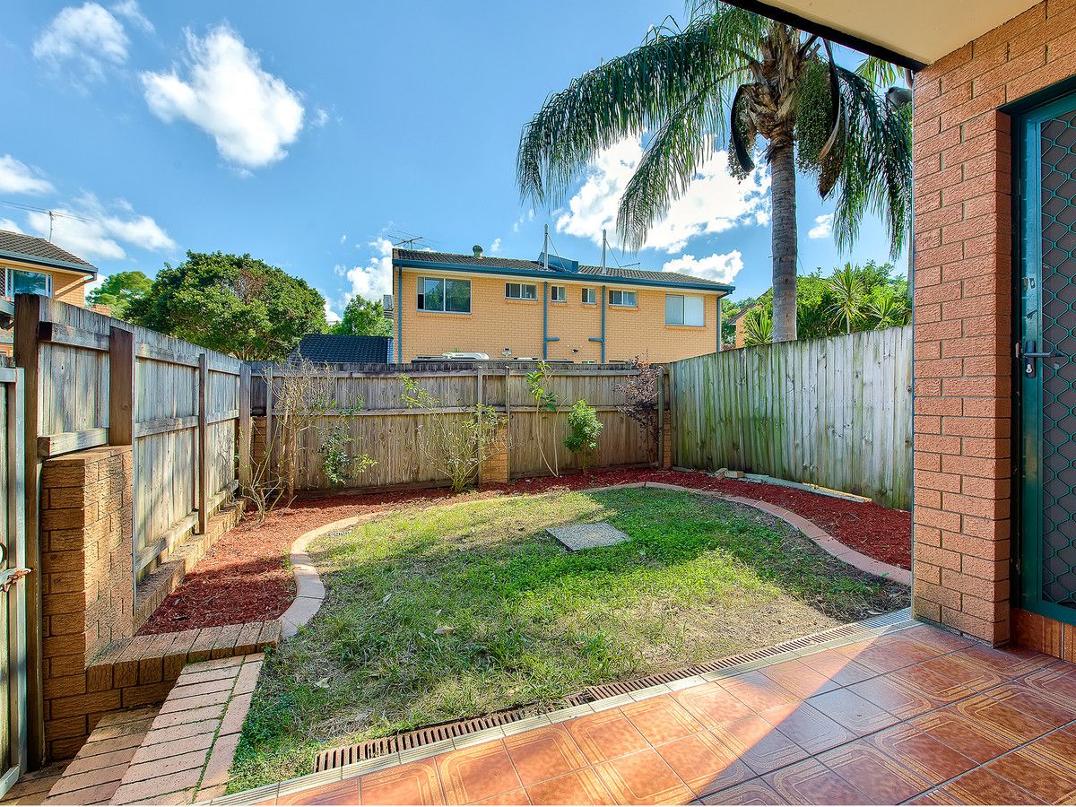 8/28 Nitawill Street, Everton Park QLD 4053, Image 2