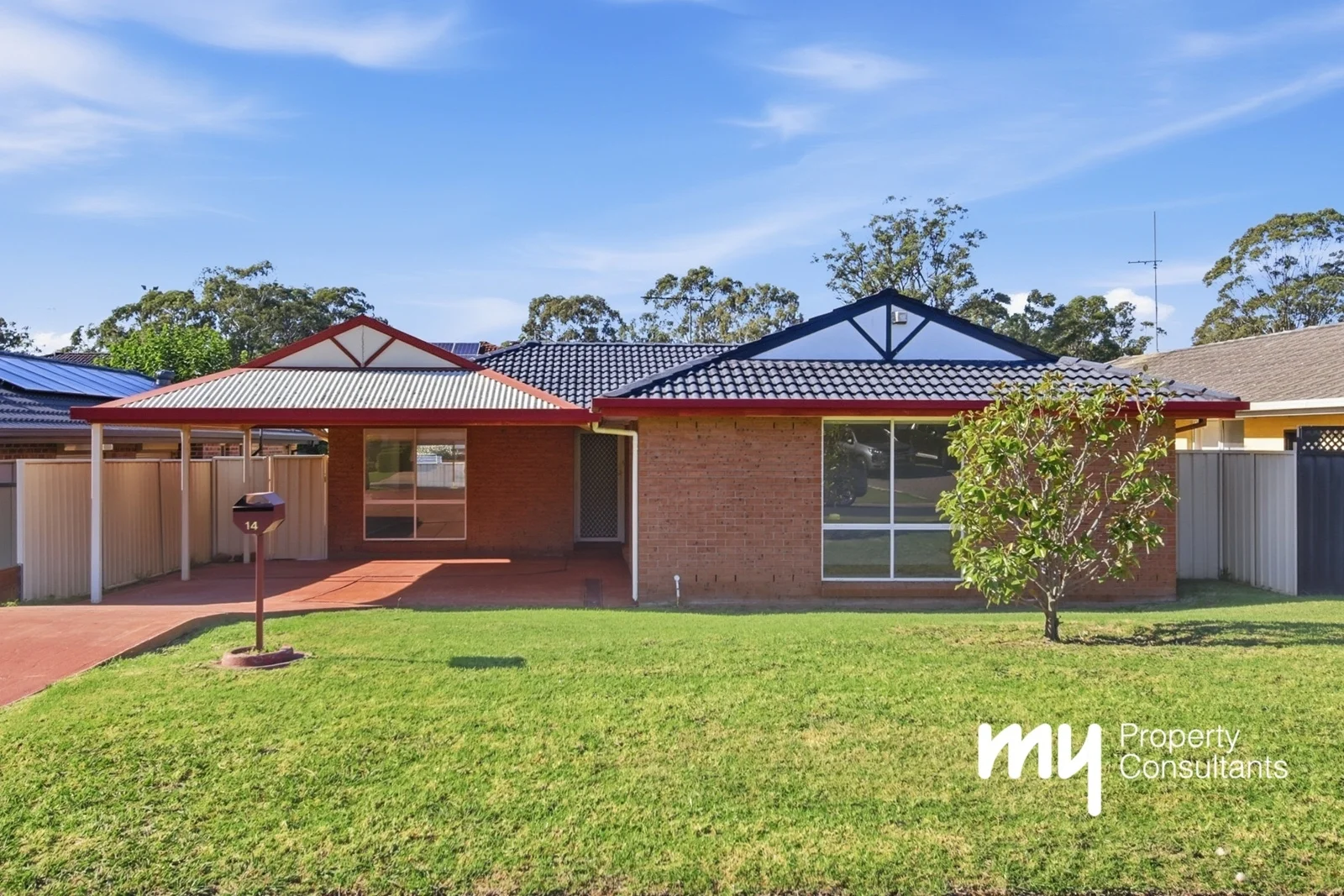 14 Carandini Street, St Helens Park NSW 2560