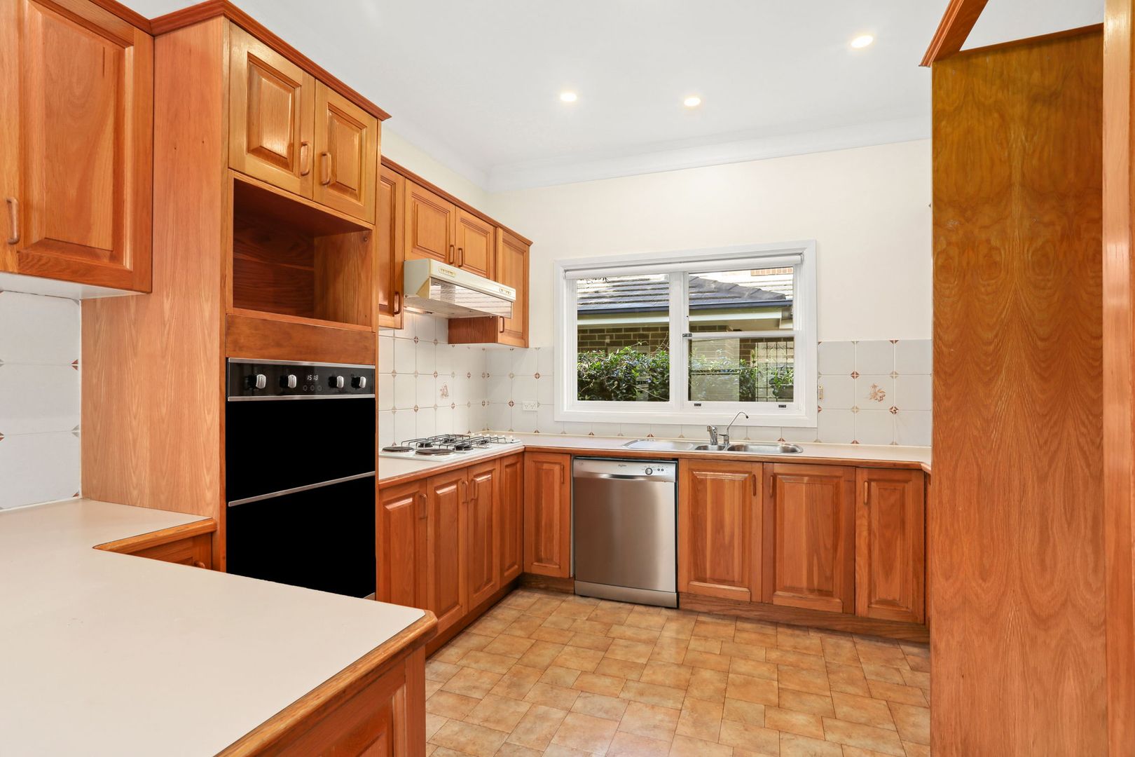 15 Cambridge Street, Willoughby NSW 2068, Image 2