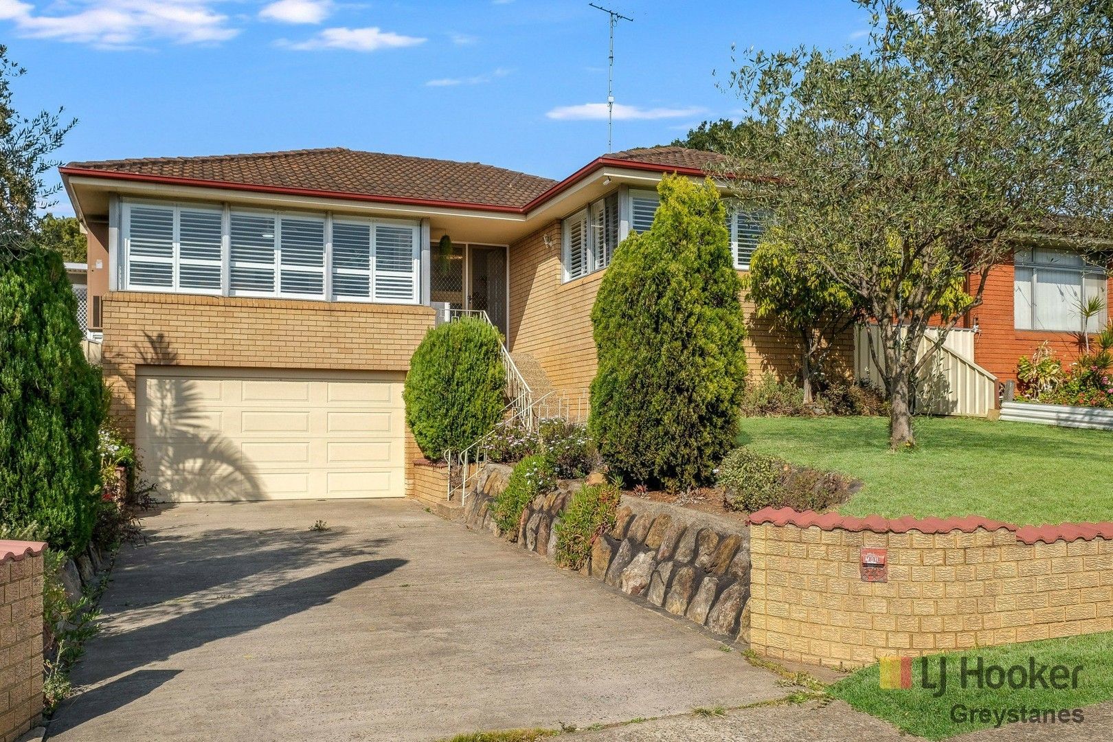 3 bedrooms House in 842 Merrylands Road GREYSTANES NSW, 2145