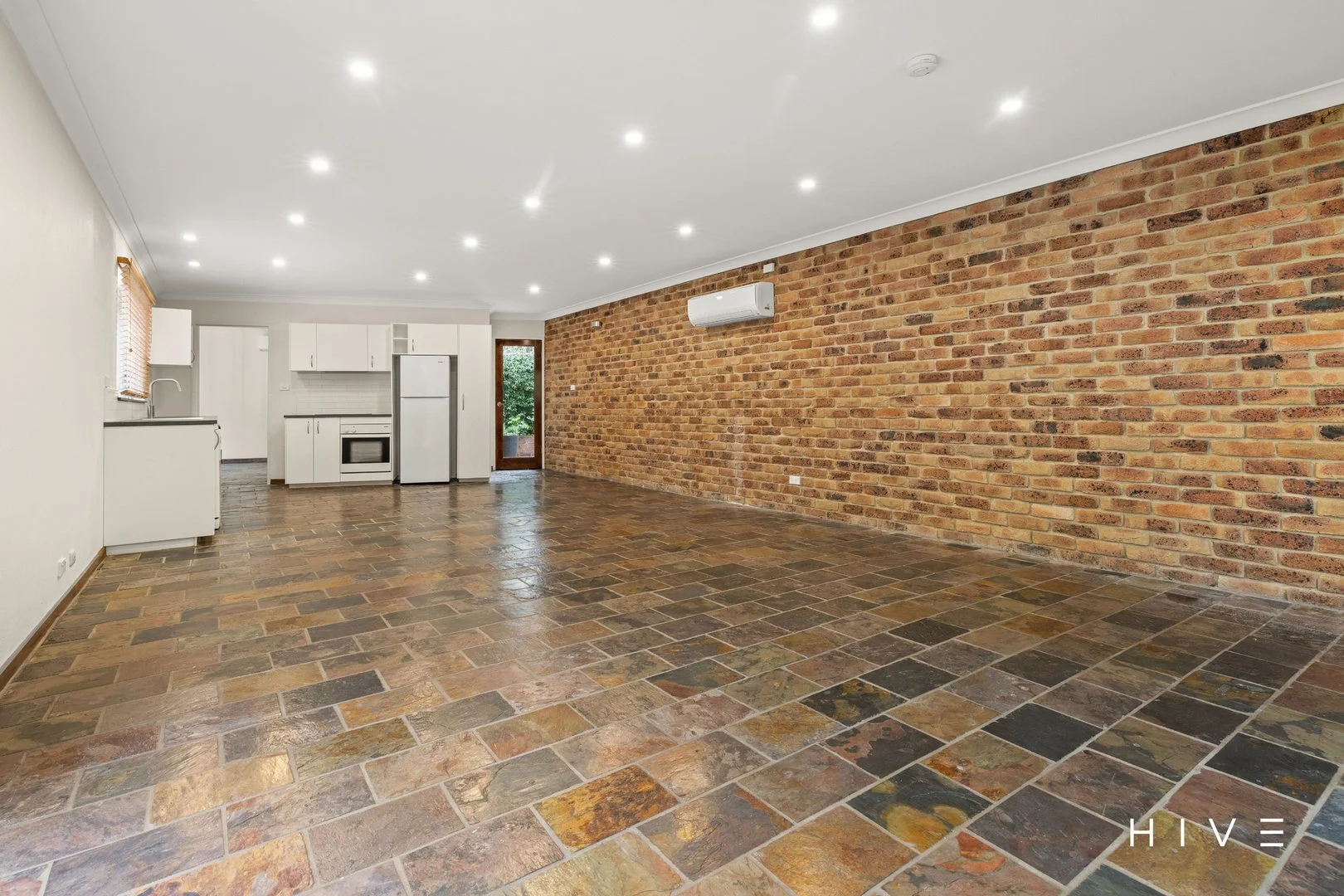 Additional image 5 of 25a De Salis Street, Weetangera ACT 2614