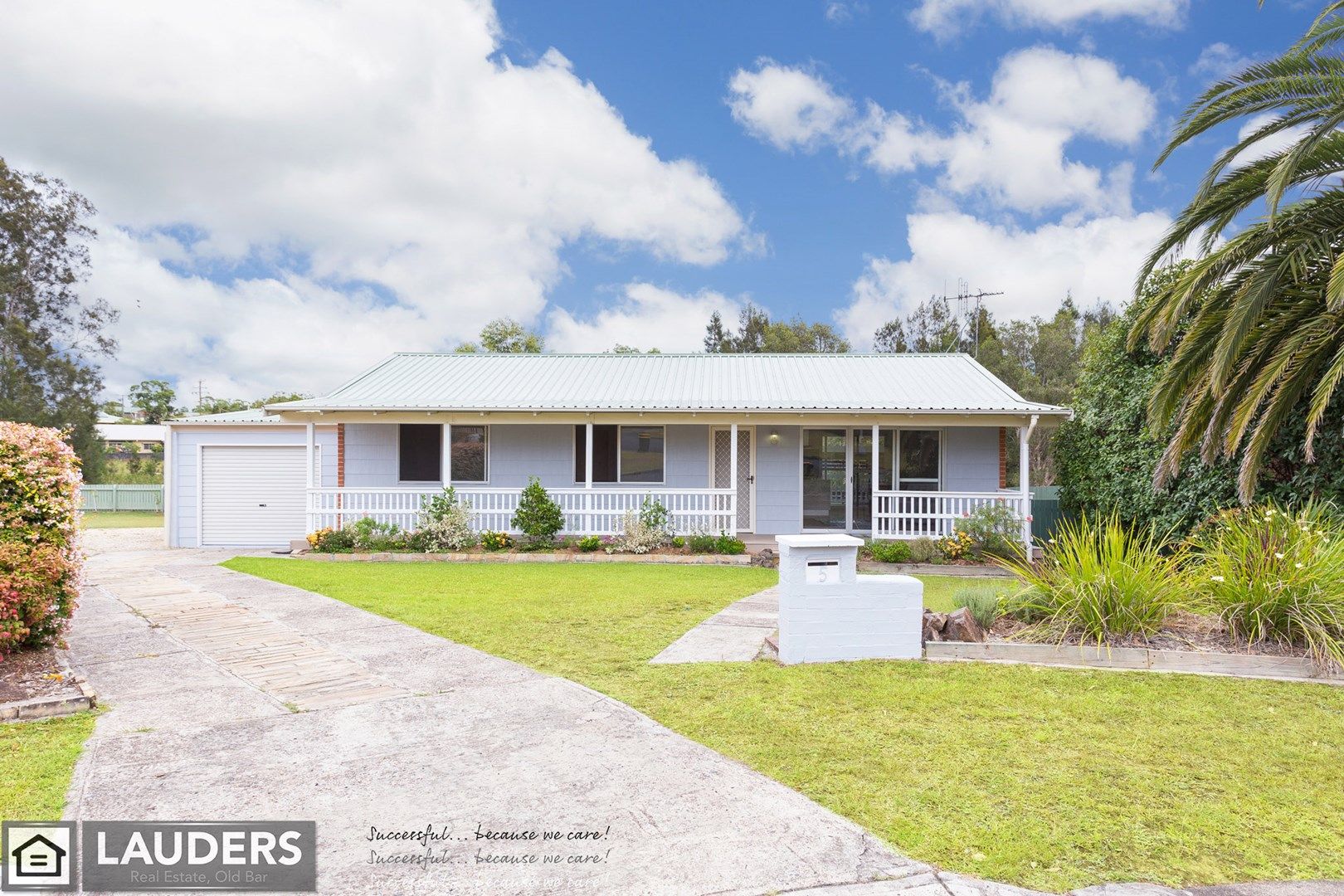 5 Gannet Crescent, Old Bar NSW 2430, Image 0