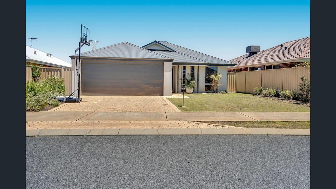 4 bedrooms House in 90 Camelot St BALDIVIS WA, 6171