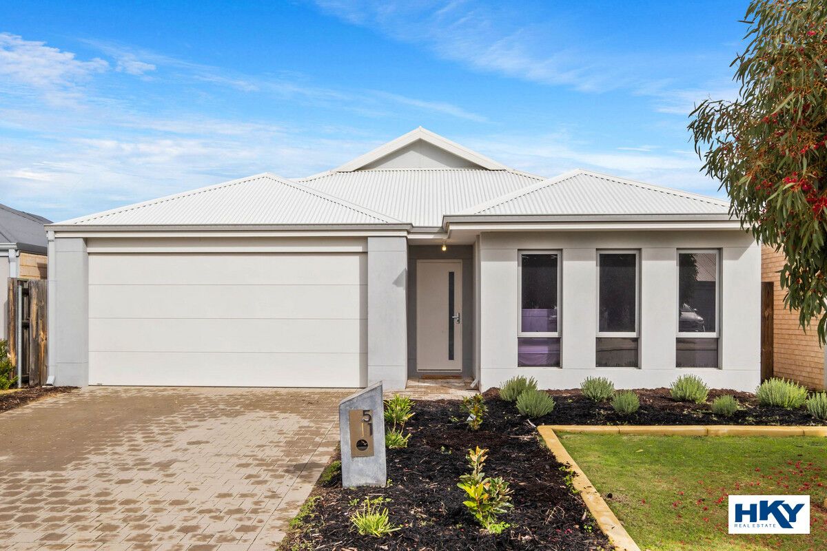 3 bedrooms House in 51 Janselling Avenue ELLENBROOK WA, 6069
