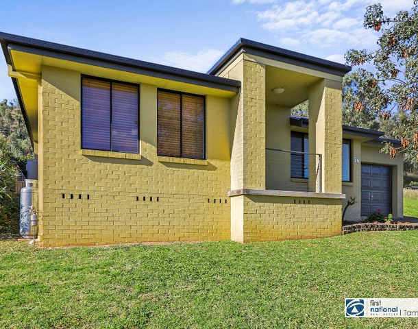 56 Valley Drive, East Tamworth NSW 2340