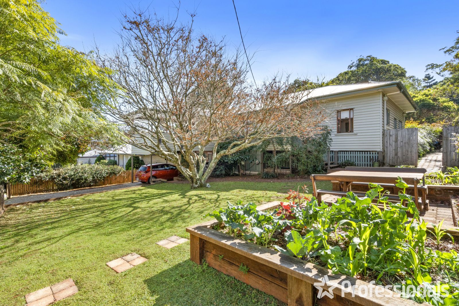 21 Griffith Street, Tamborine Mountain QLD 4272 Domain