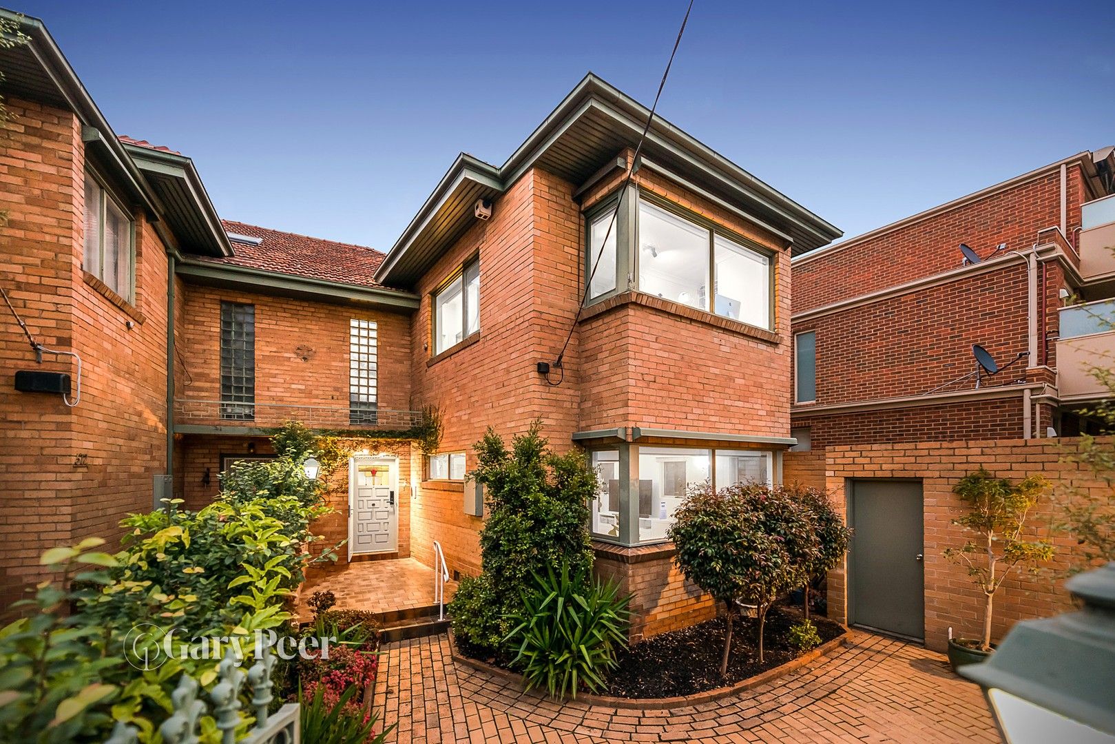 3 bedrooms House in 510 Dandenong Road CAULFIELD NORTH VIC, 3161