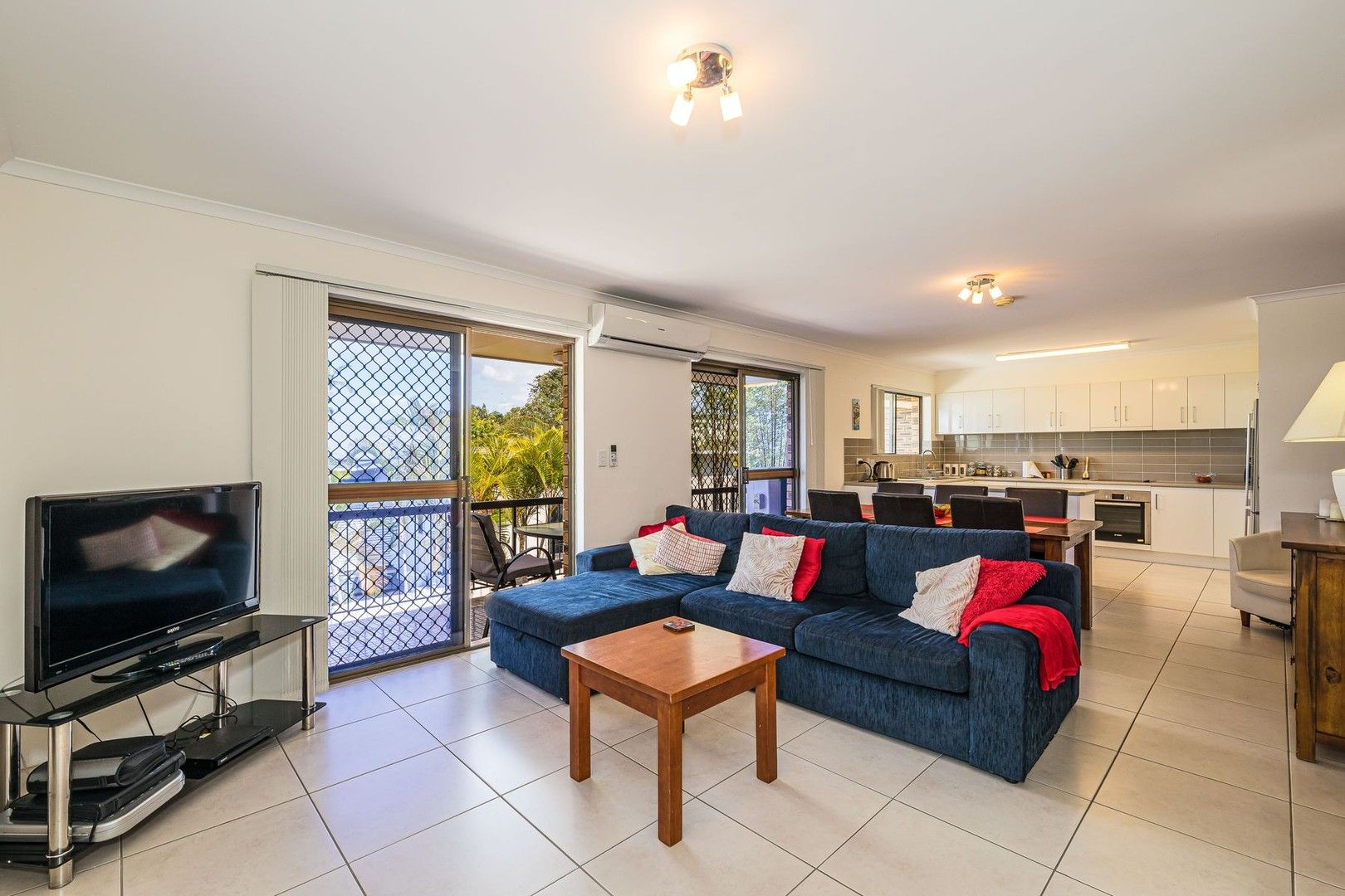 2 bedrooms Apartment / Unit / Flat in 3/10 Fourth Avenue BONGAREE QLD, 4507