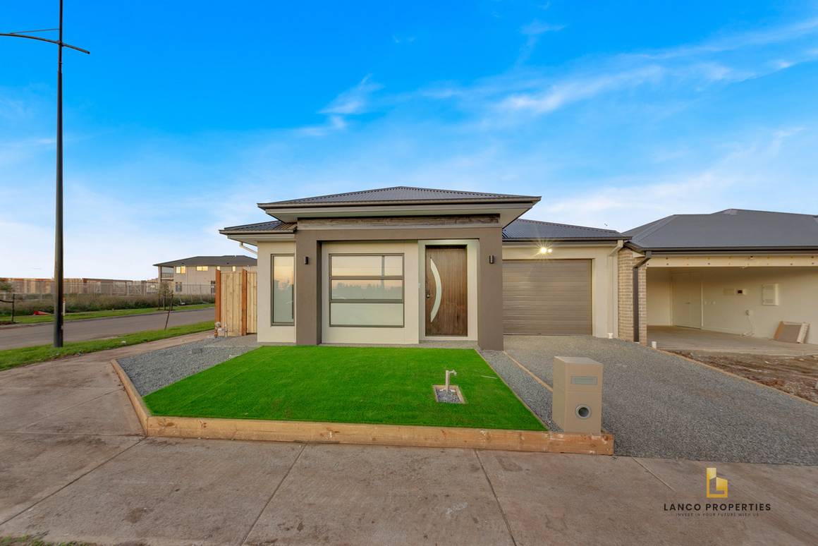 Picture of 28 Marigold Drive, FRASER RISE VIC 3336