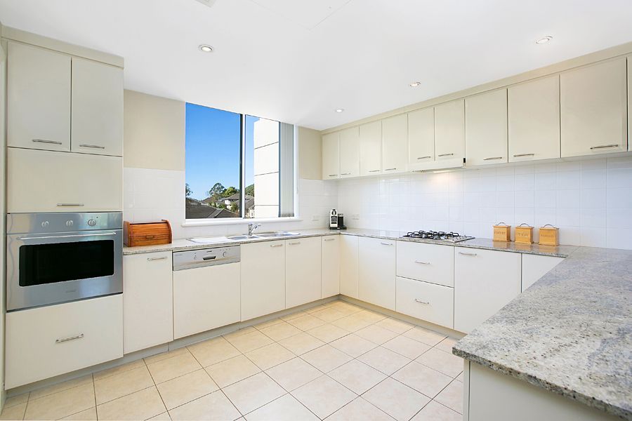 203/53 Admiralty Drive, Breakfast Point NSW 2137, Image 2