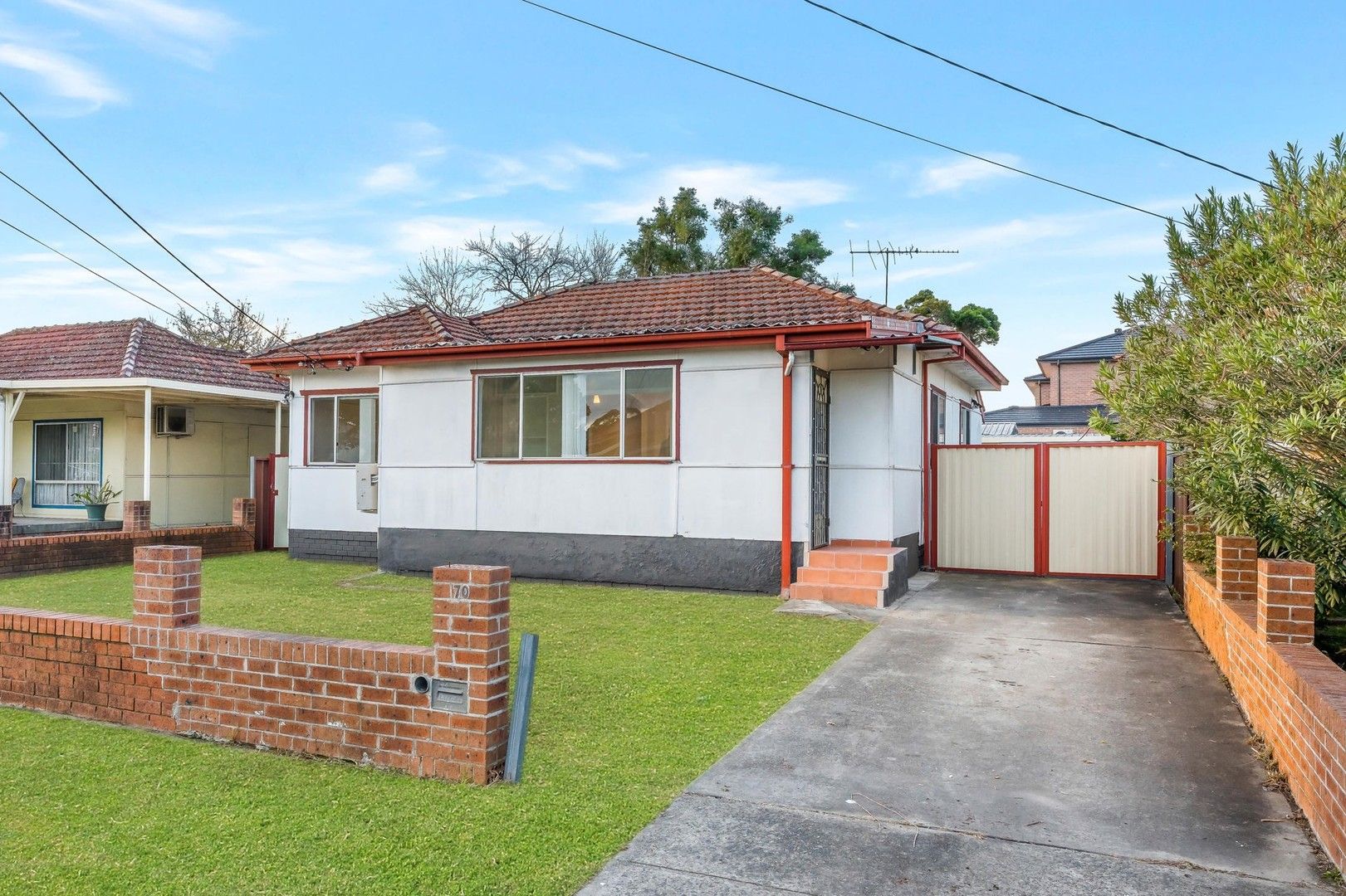 4 bedrooms House in 70 Delamere Street CANLEY VALE NSW, 2166