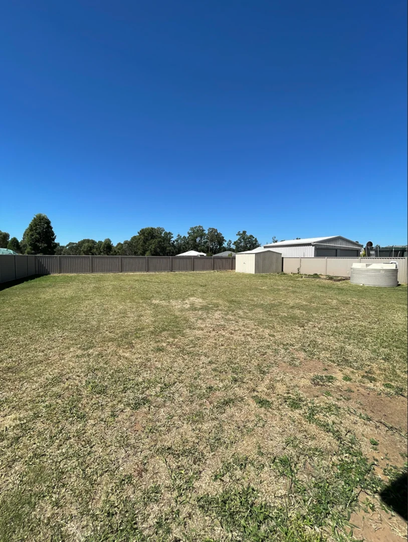 Additional image 13 of 16 Cypress Pines Drive, Miles QLD 4415