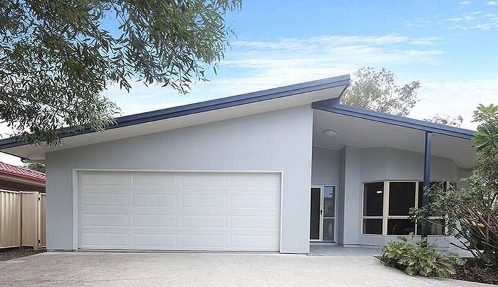 4 bedrooms House in 20 Melaleuca Place CARINDALE QLD, 4152