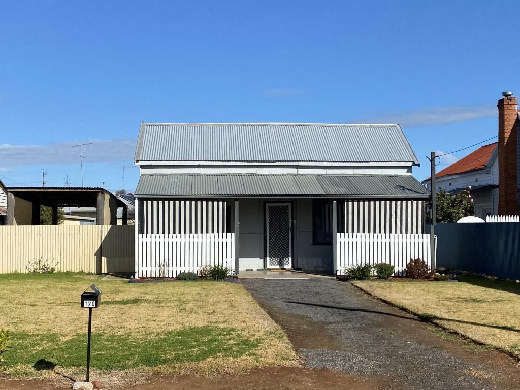 120 Chanter Street, Berrigan NSW 2712