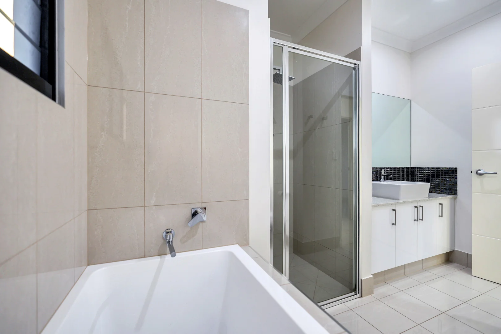 Additional image 13 of 190 Zuccoli Parade, Zuccoli NT 0832