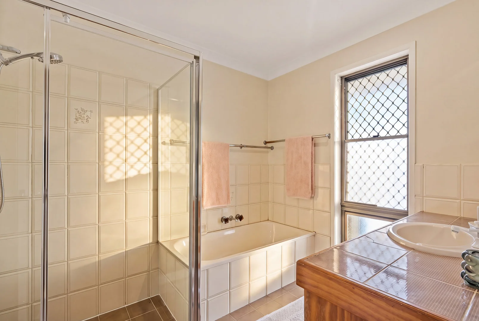 Additional image 15 of 110 Barrier Reef Drive, Mermaid Waters QLD 4218