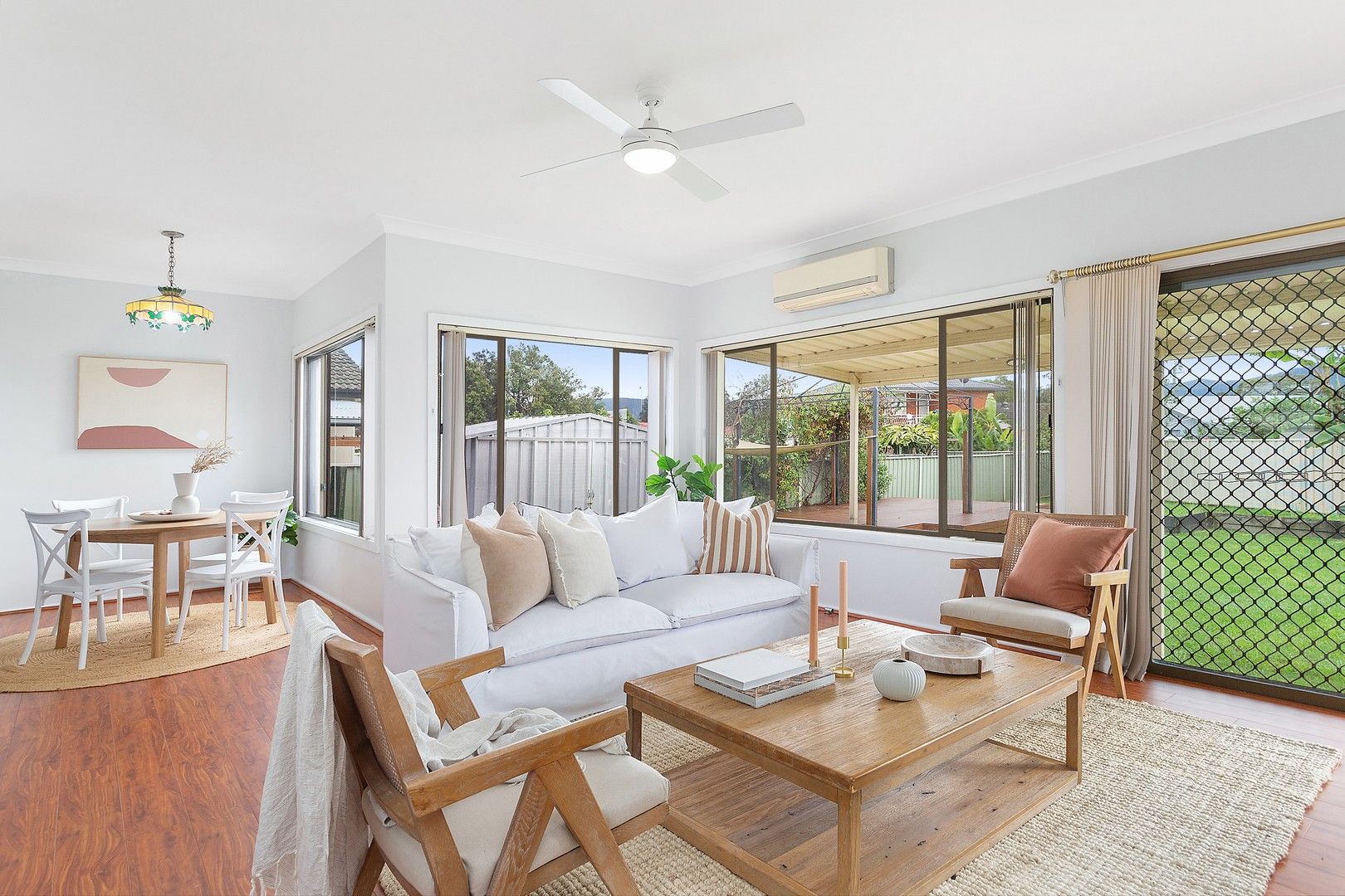 4 bedrooms House in 43 Craig Crescent DAPTO NSW, 2530