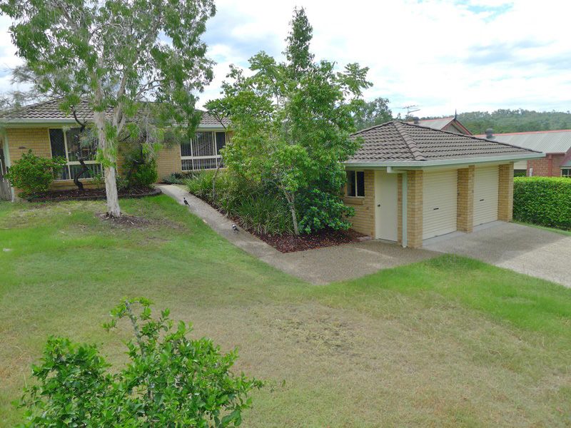 4 bedrooms House in 15 Berkeley Place FERNY GROVE QLD, 4055