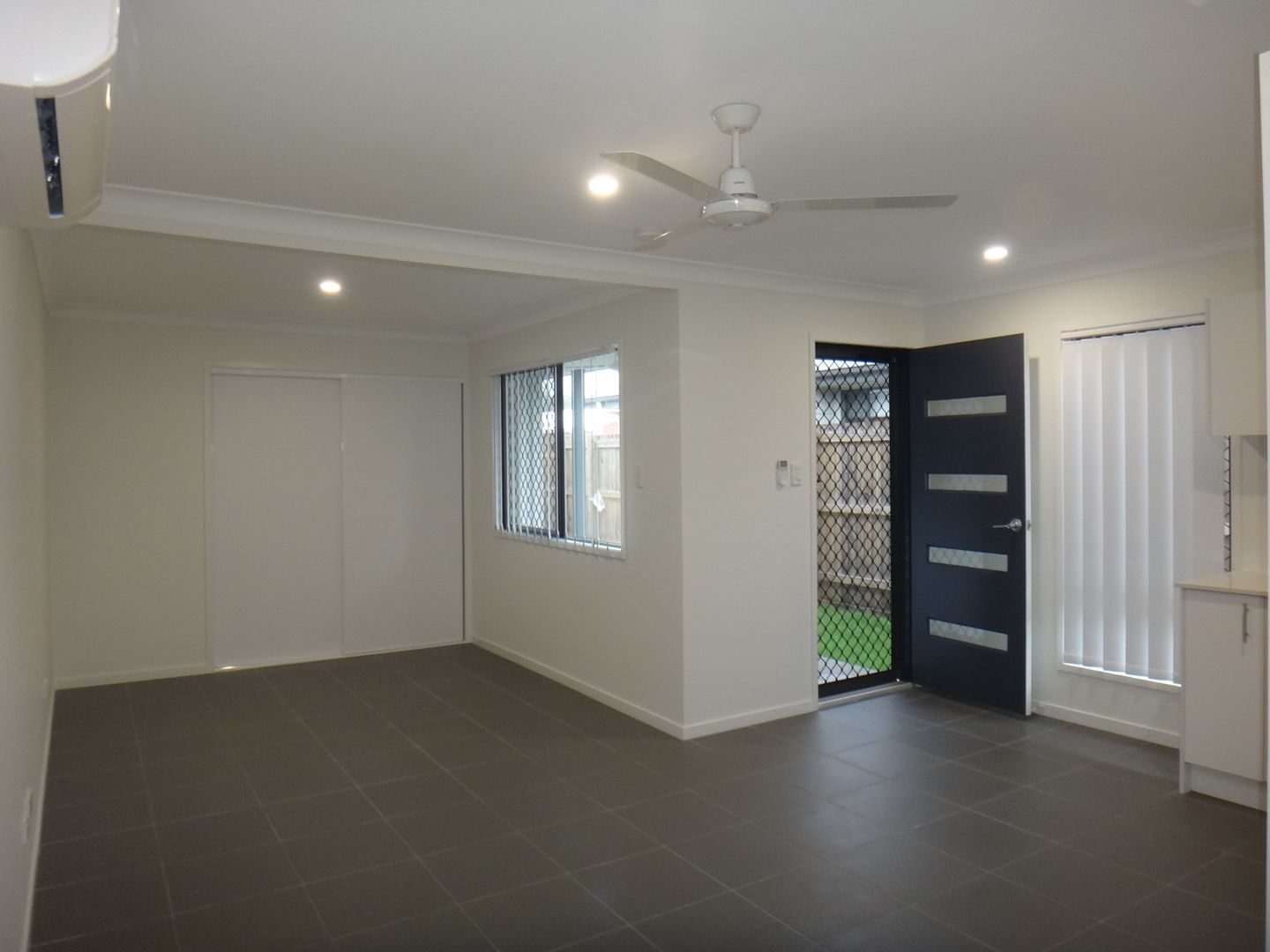 2/37 Br Ted Magee Crescent, Collingwood Park QLD 4301, Image 1