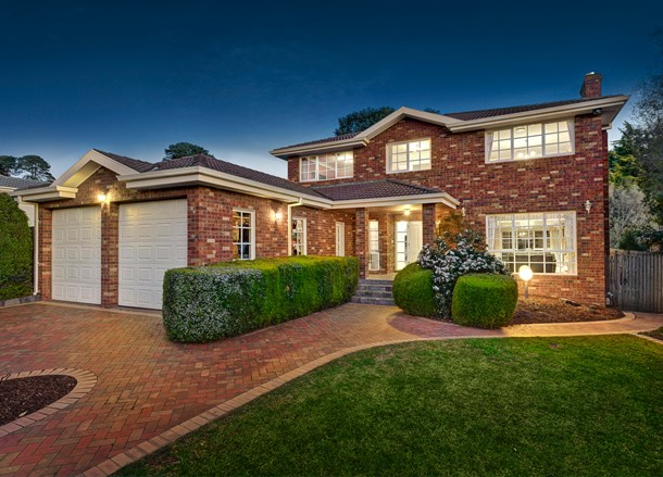 18 Crawley Grove, Ringwood North VIC 3134