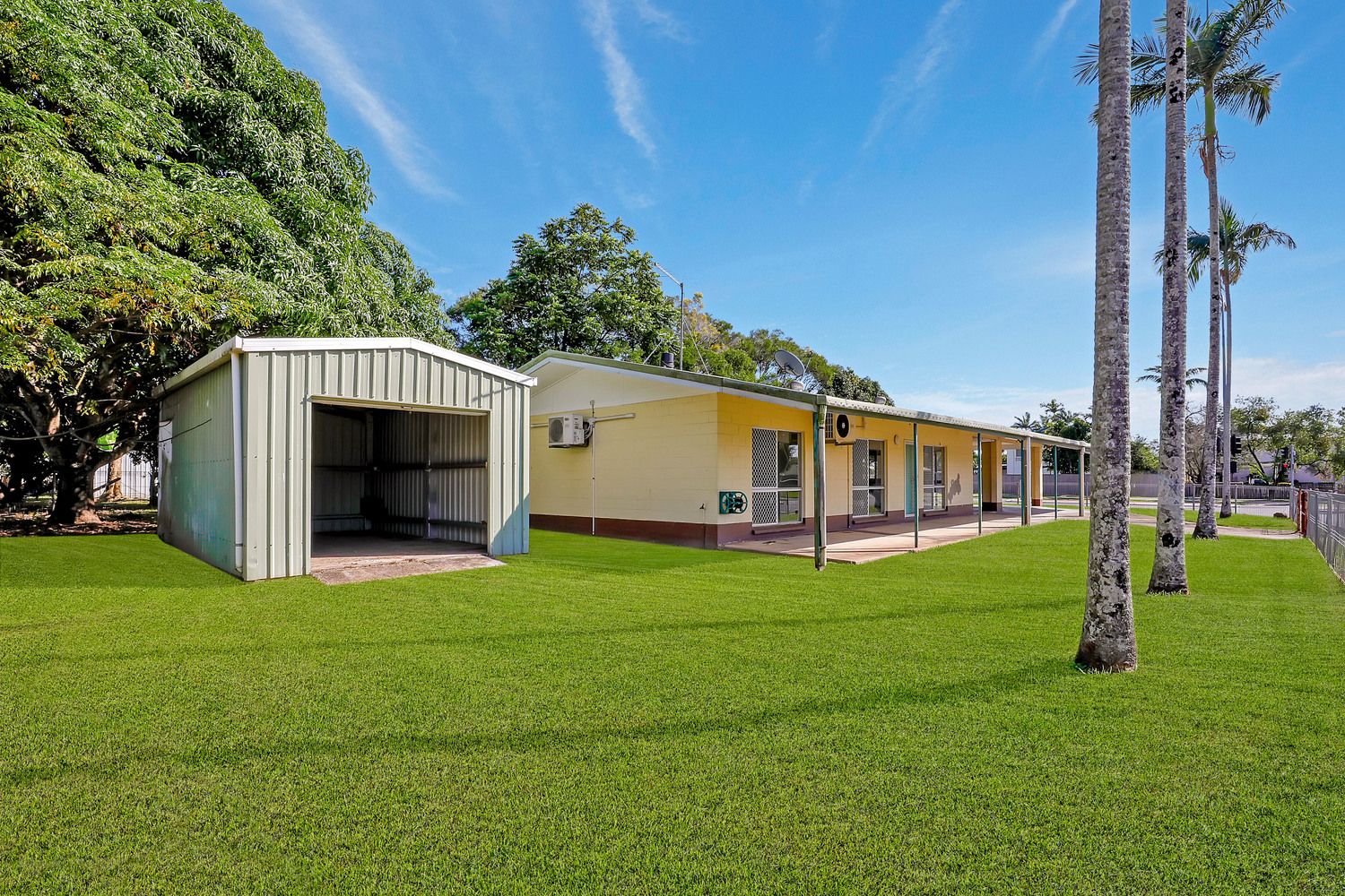 25 Robert Road, Bentley Park QLD 4869, Image 0