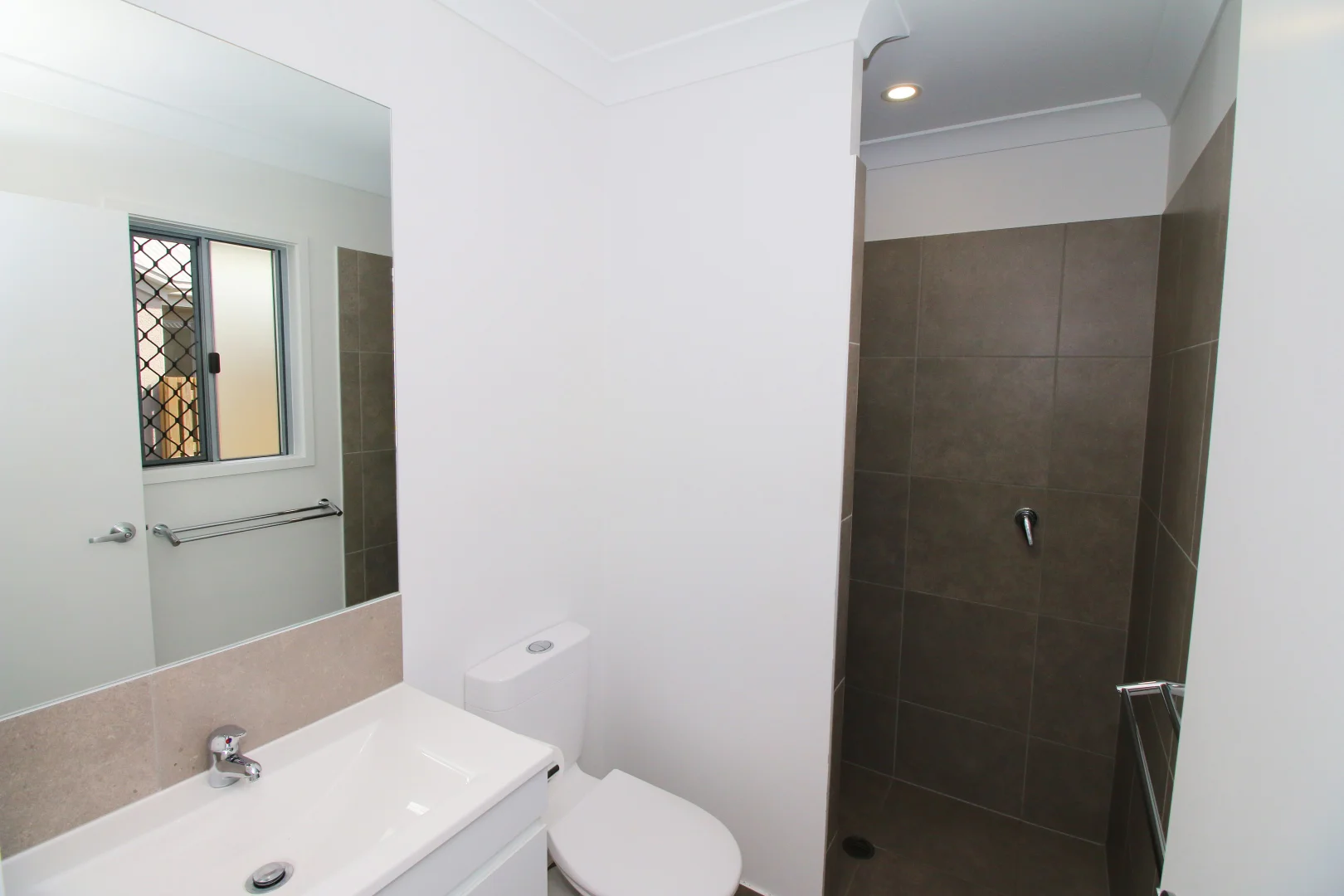 Additional image 10 of 39 Friday Avenue, Burdell QLD 4818