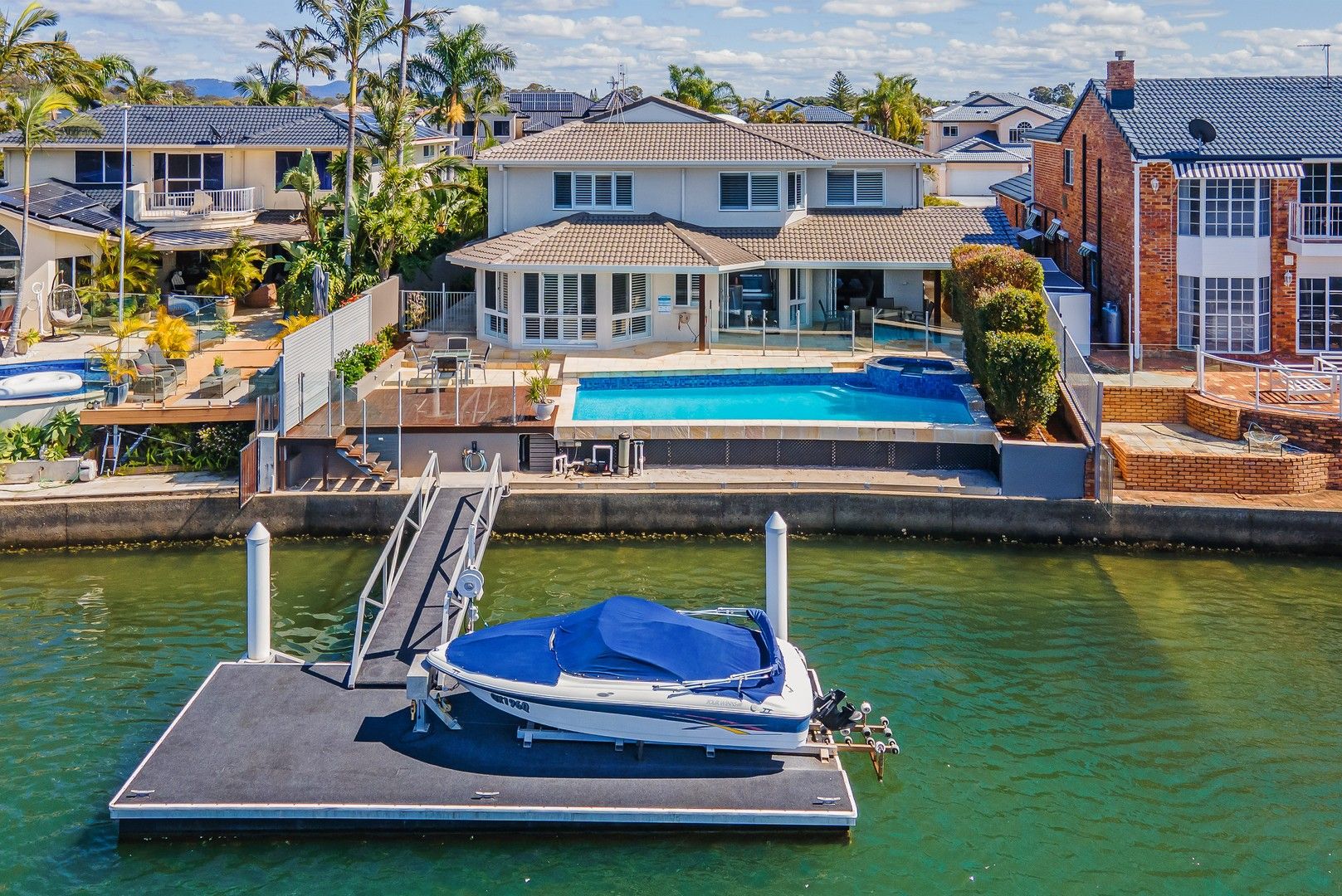 23 Midnight Court, Runaway Bay QLD 4216, Image 2