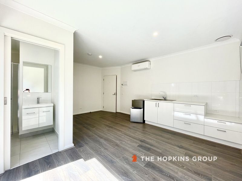 1 bedrooms Studio in 21 Newton Street RESERVOIR VIC, 3073