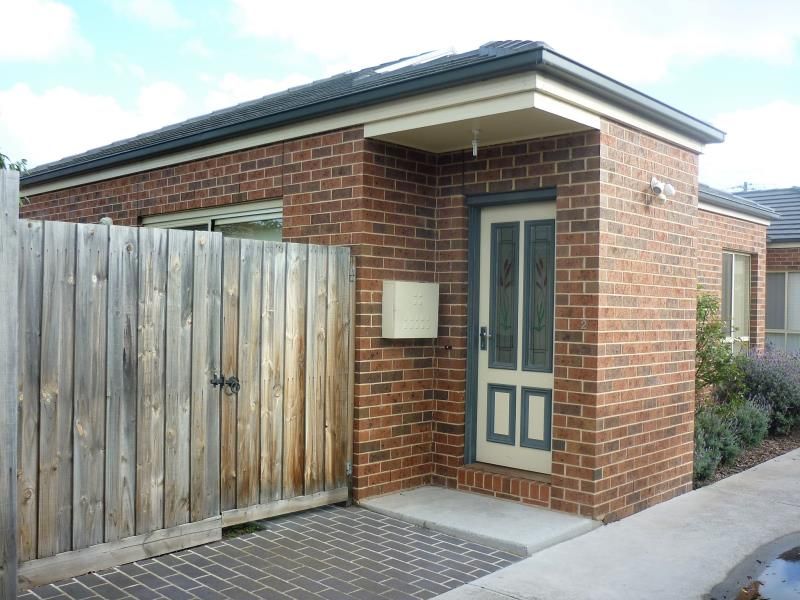 2 bedrooms Apartment / Unit / Flat in 2/19 Alder Crescent BELL PARK VIC, 3215