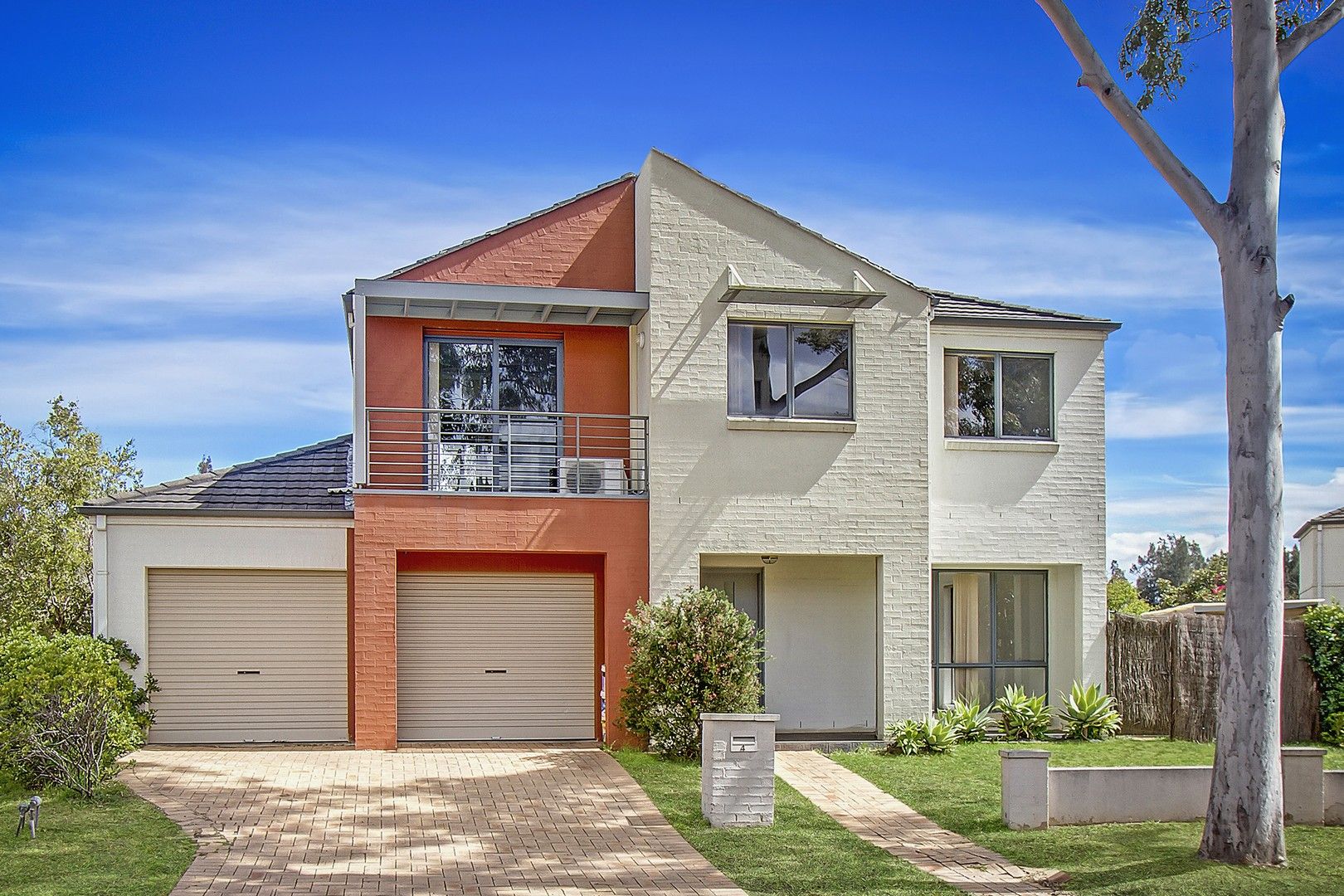 4 bedrooms House in 4 Somerset Street STANHOPE GARDENS NSW, 2768