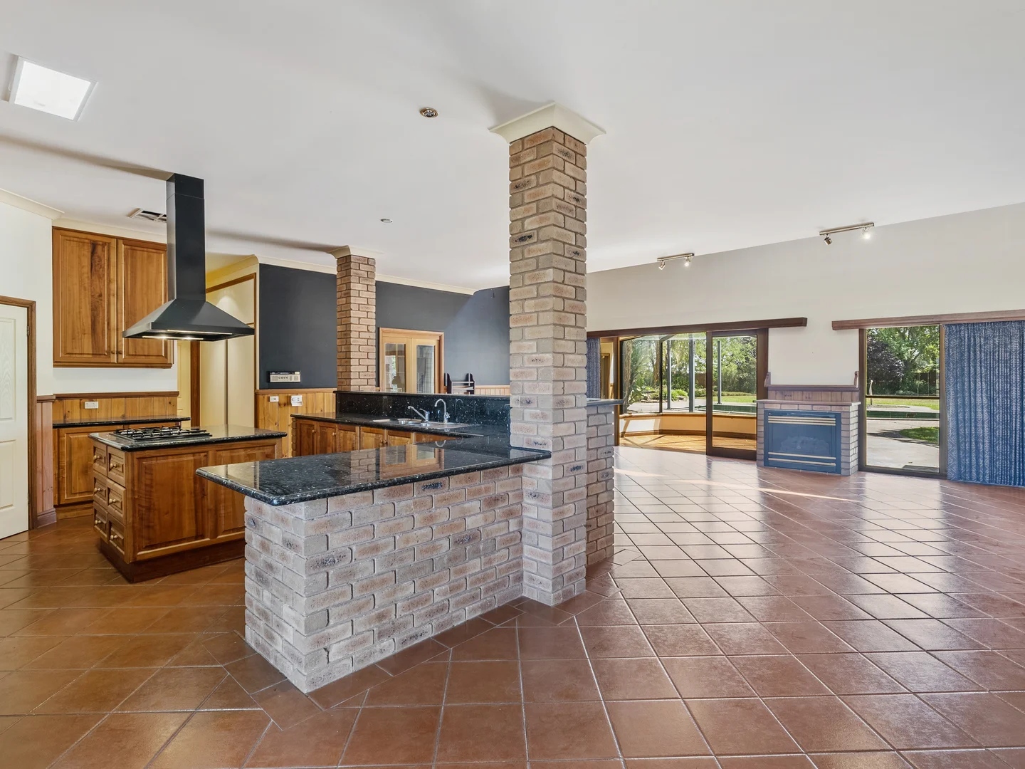 Additional image 4 of 7 & 25 Saxton St West,, Numurkah VIC 3636