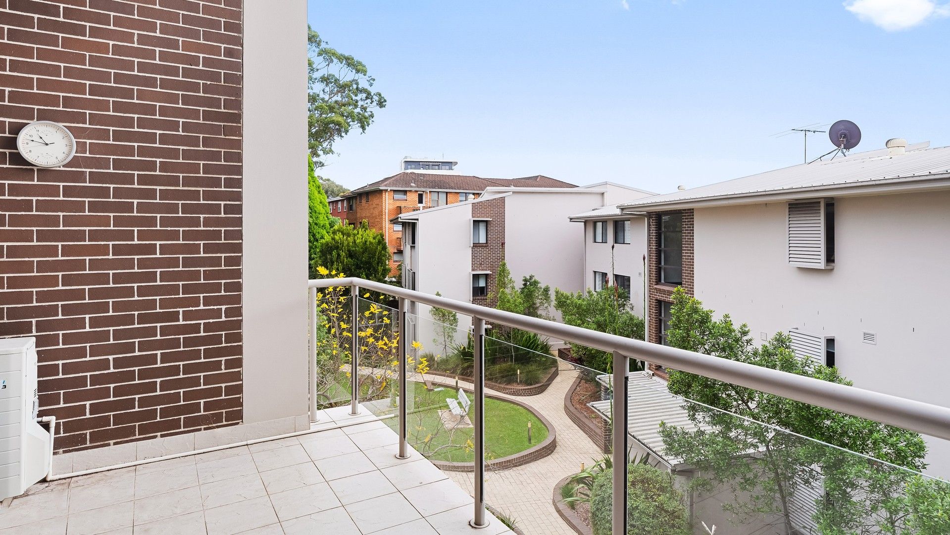 2 bedrooms Apartment / Unit / Flat in 24/6-8 Banksia Road CARINGBAH NSW, 2229