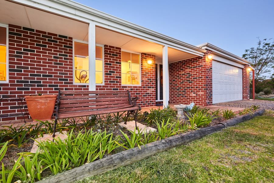 46 Murdoch Way, Banjup WA 6164, Image 2