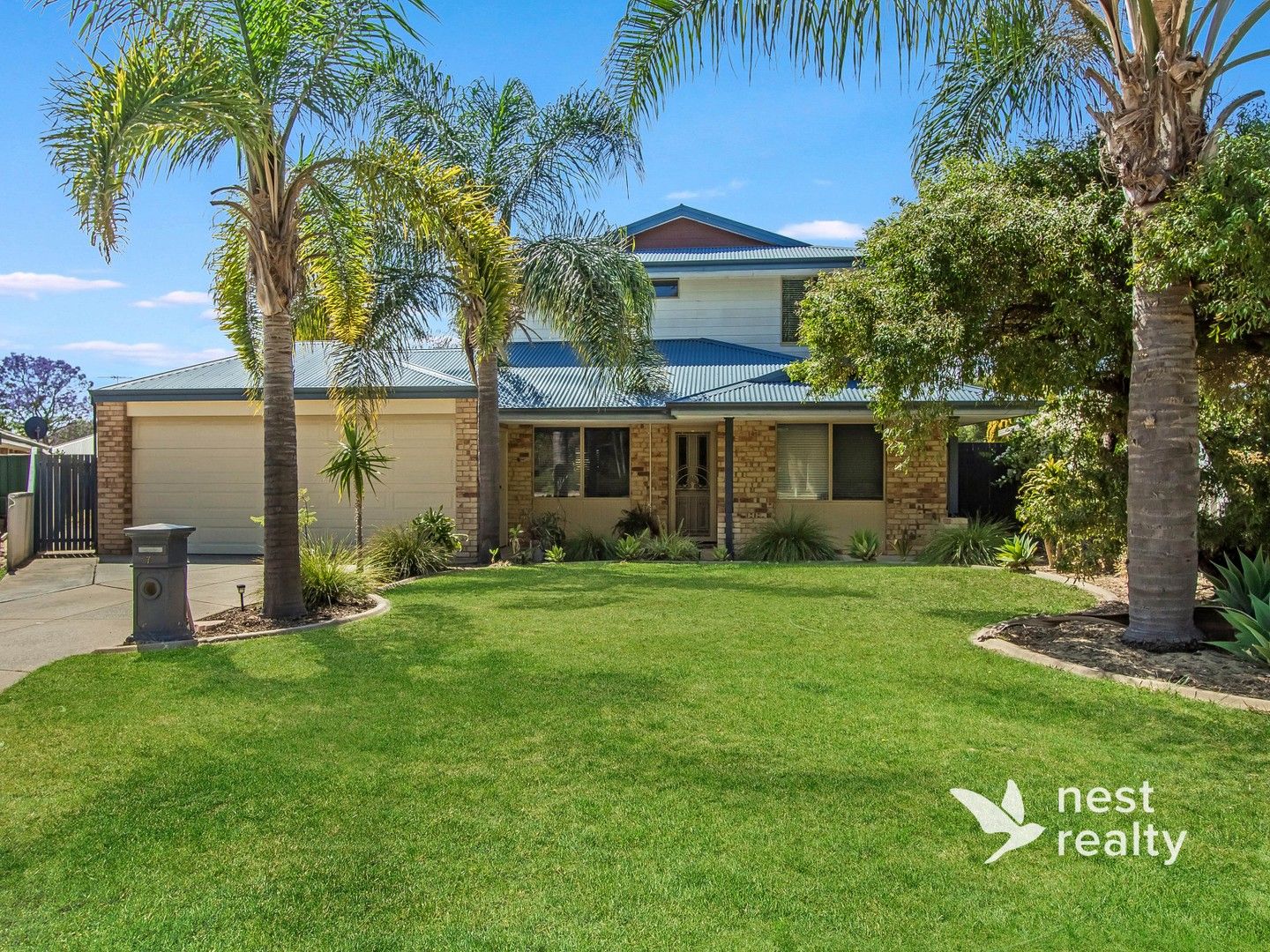 4 bedrooms House in 7 Birdsong Grove GREENFIELDS WA, 6210
