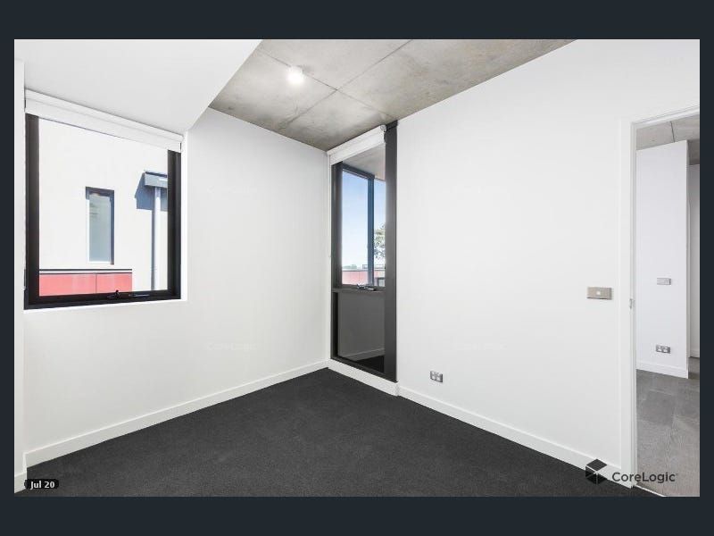 2 bedrooms Apartment / Unit / Flat in 213/196 St Kilda Road ST KILDA VIC, 3182