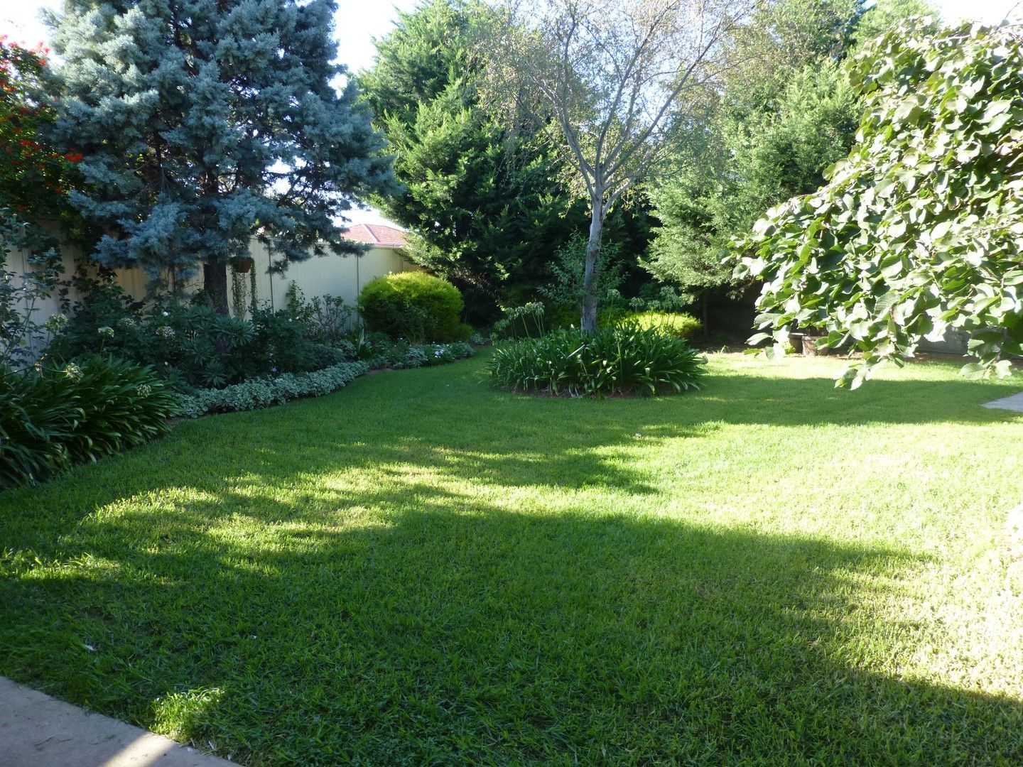 4 bedrooms House in 1 Hesket Court GREENVALE VIC, 3059