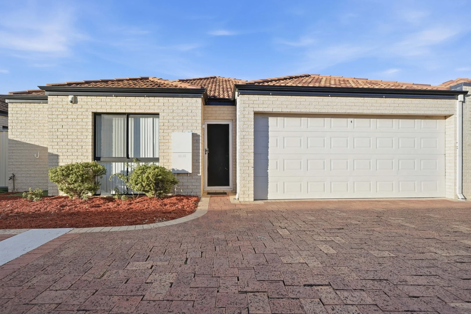 3/8 Toledo Close, Cannington WA 6107