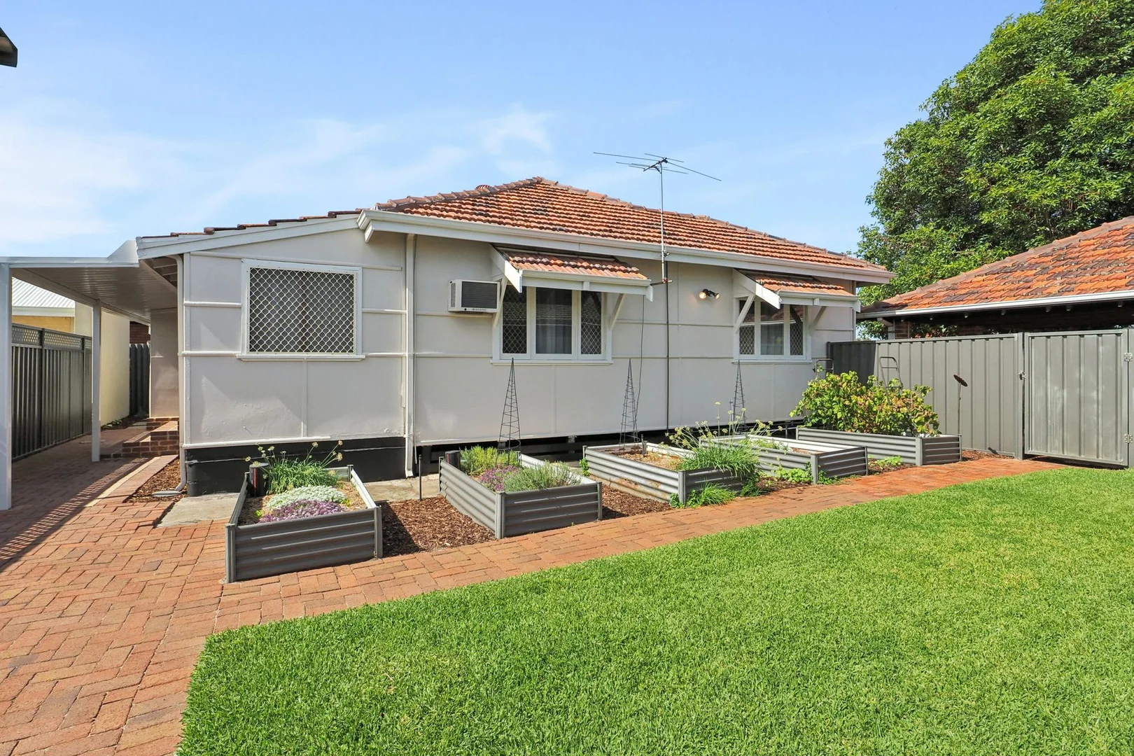 Additional image 21 of 42 Araluen Street, Morley WA 6062