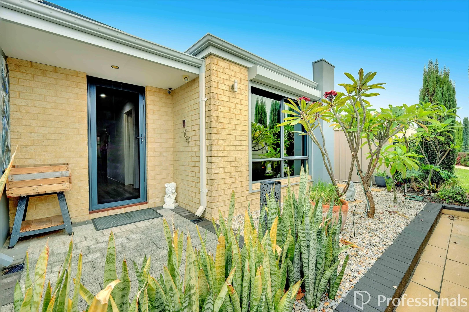 77 Murdoch Road, Thornlie WA 6108