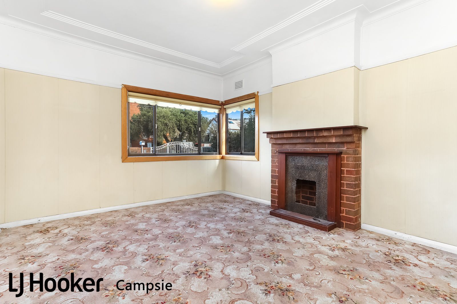 24 Allen Street, Canterbury NSW 2193, Image 2