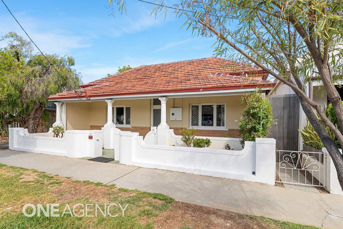 3 bedrooms House in 27 Howard Street FREMANTLE WA, 6160