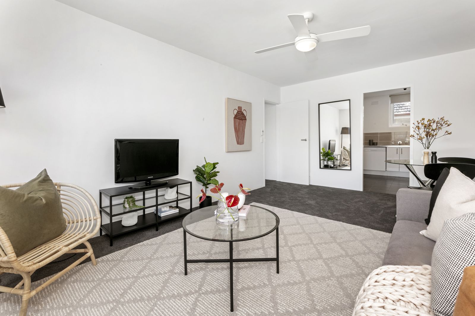 13/214 Kambrook Road, Caulfield VIC 3162, Image 1